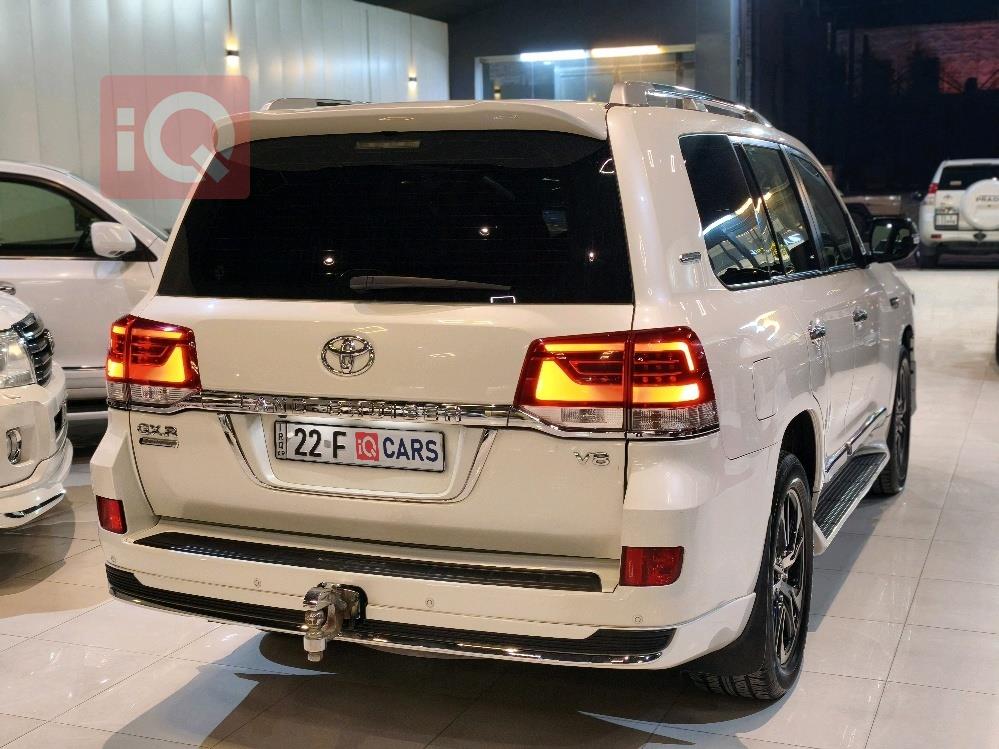 تويوتا لاندكروزر